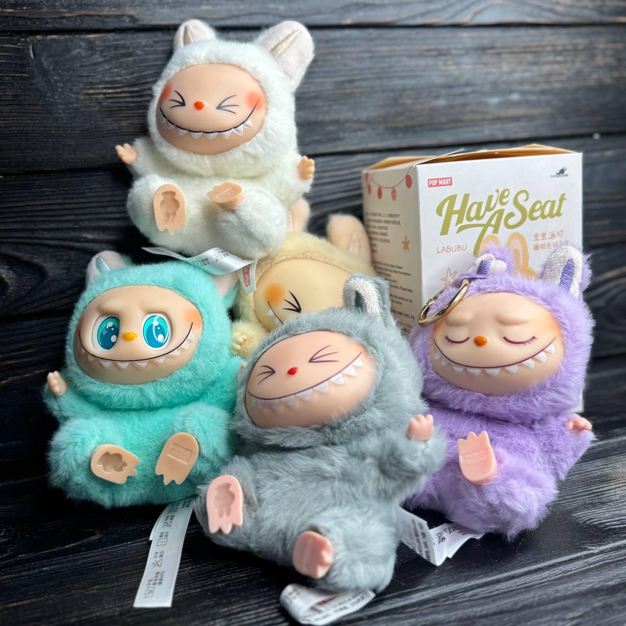 Іграшка Лабубу сюрприз сидить у коробці 15 см - фото 3