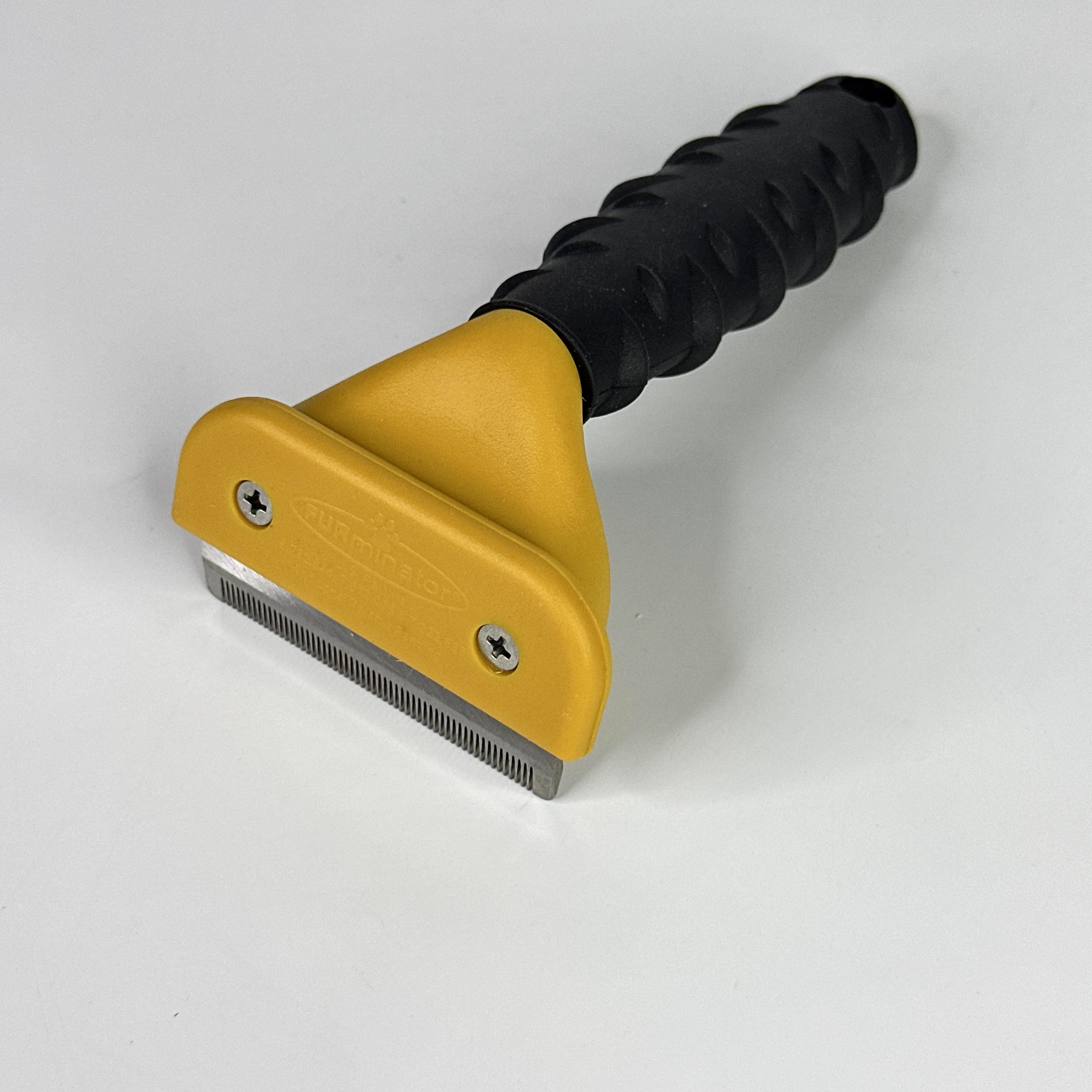 Фурминатор для кошек и собак средних пород Furminator deShedding Tool (FH2-DCSL-68-Yellow) - фото 10 Фурминатор для кошек и собак средних пород Furminator deShedding Tool (FH2-DCSL-68-Yellow) - фото 10