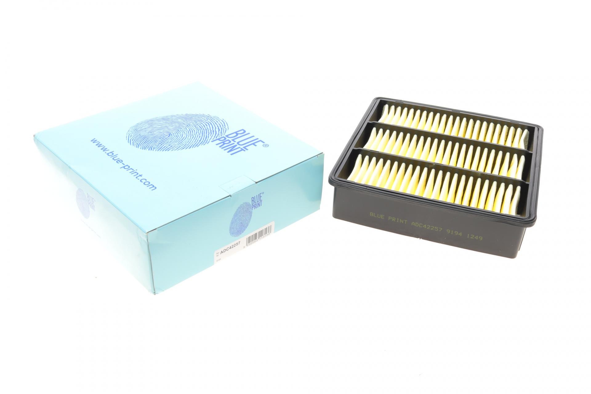 Фильтр воздушный BLUE PRINT для Mitsubishi Colt V/Galant VI/Lancer/Outlander 1,3-2,4 95- (ADC42257)