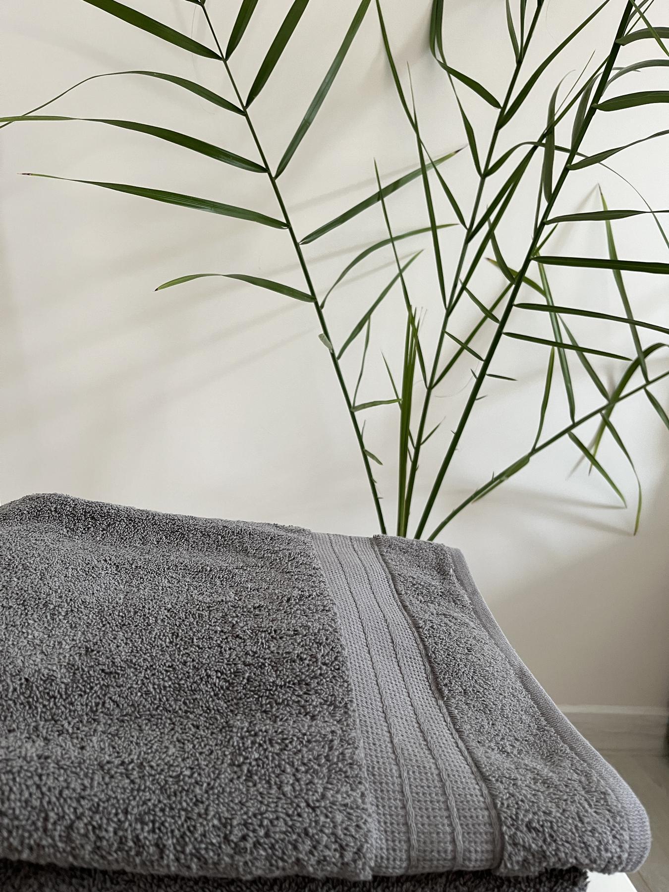 Набор мужской Fortune от COSY махровый халат-шаль с капюшоном 2XL и полотенце Серый (925H1+Cb900+K7) - фото 6