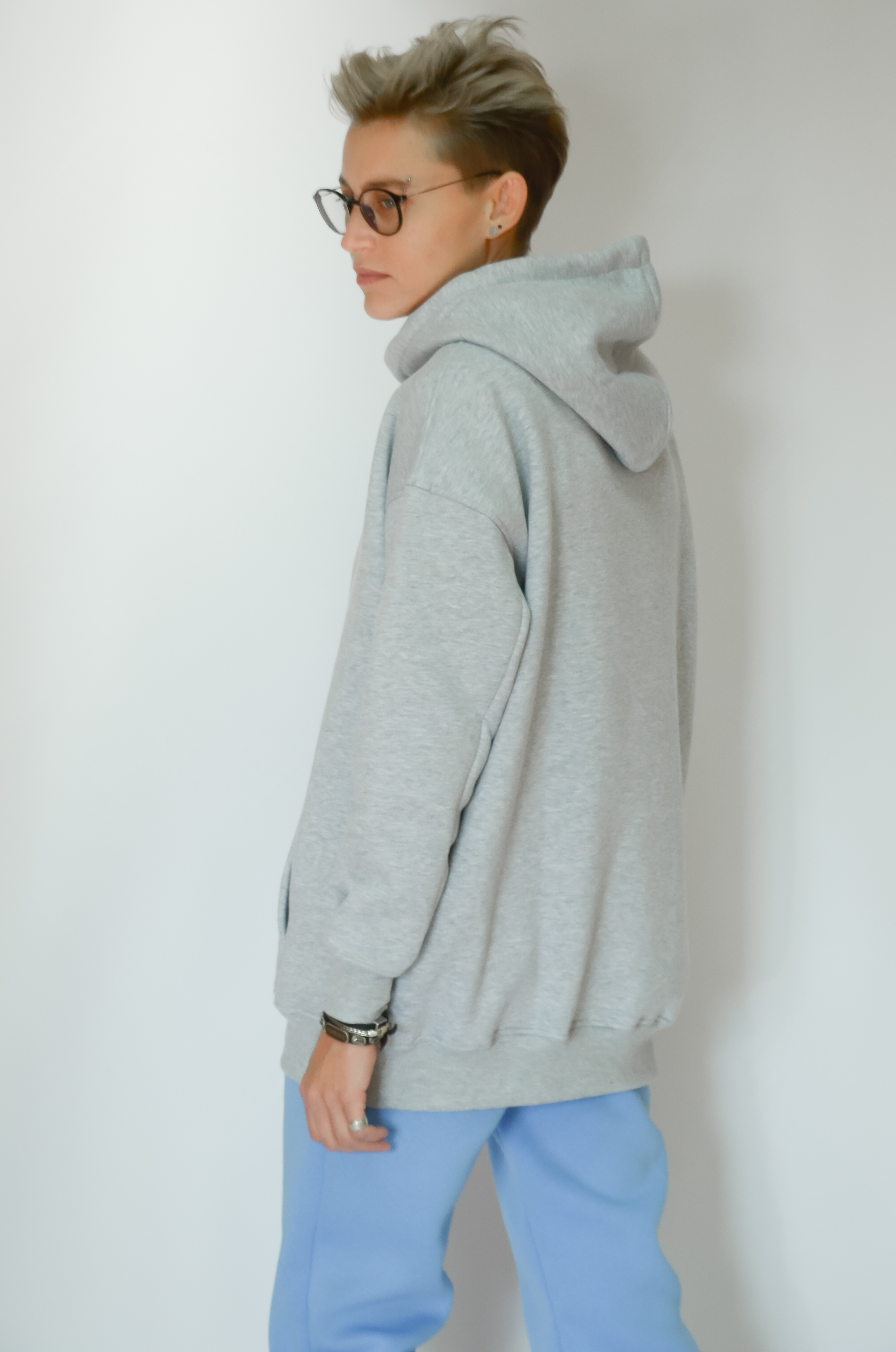 Худи женское оверсайз теплое на флисе Ballet Grace M-L Cветло-серый (0672) - фото 2