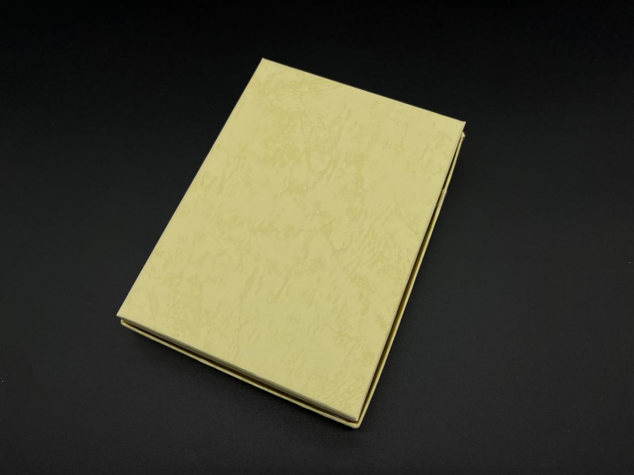 Коробка подарочная с бантом и крышкой мрамор 12х16х3 см Желтый (KR-027-24) - фото 3 Коробка подарочная с бантом и крышкой мрамор 12х16х3 см Желтый (KR-027-24) - фото 3