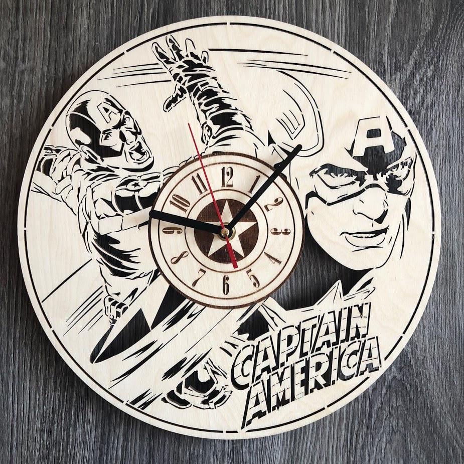 Часы круглые молодежные настенные из дерева Капитан Америка