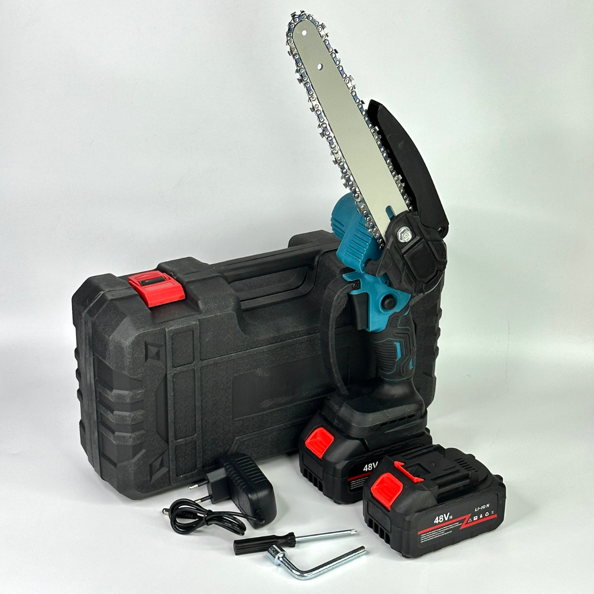 Пила цепная мини с 2-мя аккумуляторами в кейсе электрическая 48V (FY-48V)