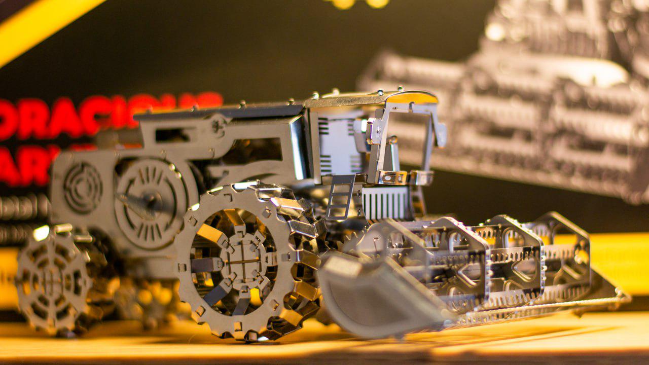 Конструктор METAL-TIME Voracious Harvester Механічний комбайн колекційний (MT026) - фото 11 Конструктор METAL-TIME Voracious Harvester Механічний комбайн колекційний (MT026) - фото 11