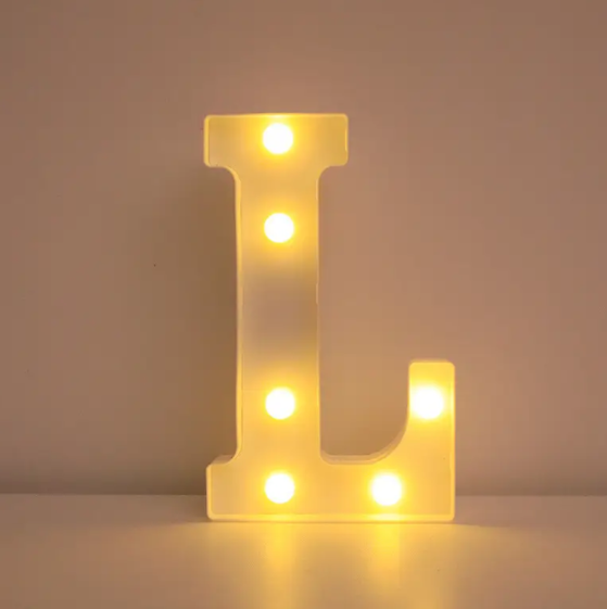 Літера з підсвіткою L об'ємна маленька 21x15 см Білий (553110/11) Літера з підсвіткою L об'ємна маленька 21x15 см Білий (553110/11)