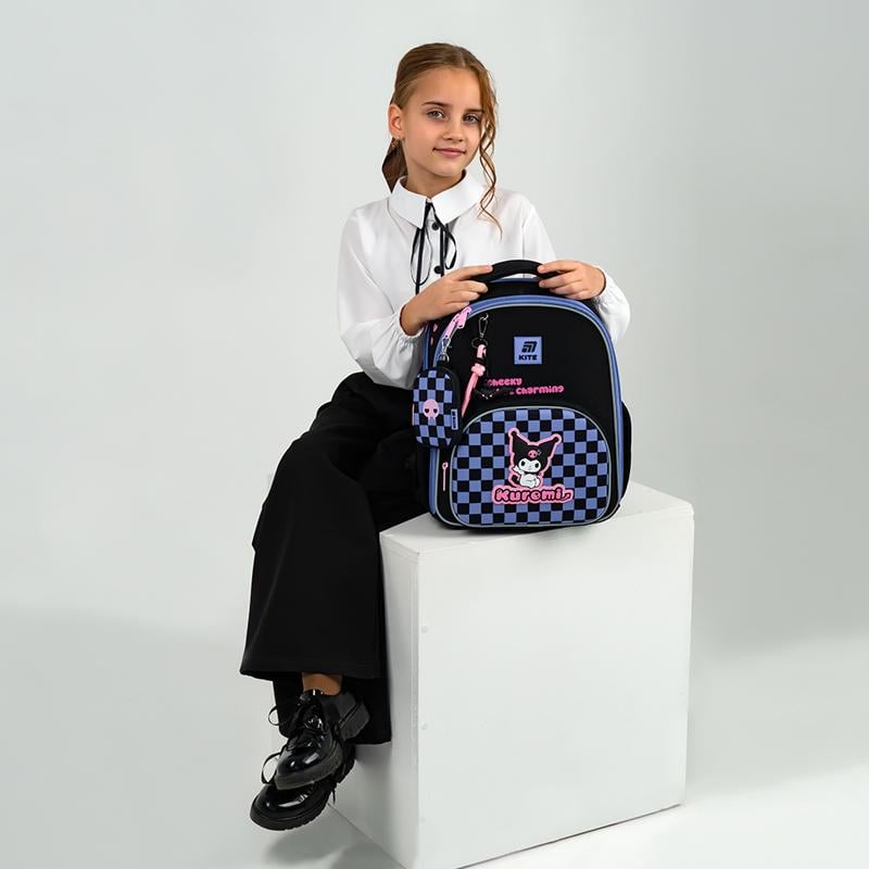 Школьный рюкзак KITE Education HK25-556M Kuromi каркасный с ортопедической спинкой (995391) - фото 4 Школьный рюкзак KITE Education HK25-556M Kuromi каркасный с ортопедической спинкой (995391) - фото 4