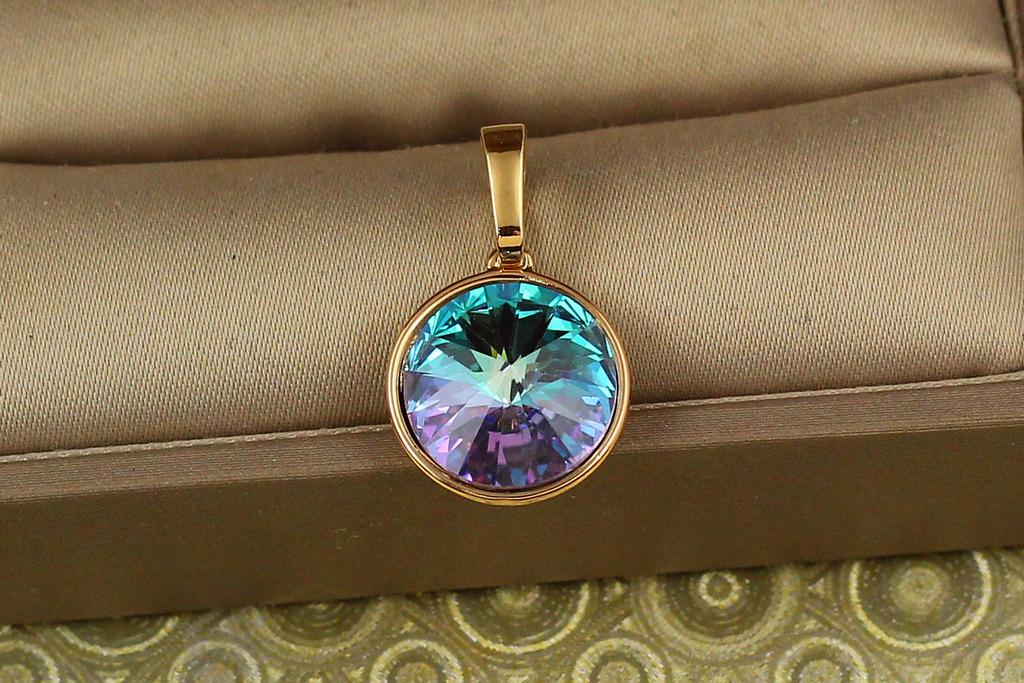 Кулон Xuping Jewelry большой камень Сваровский фиолетовый хамелеон 1,4 см Золотистый (26861800)
