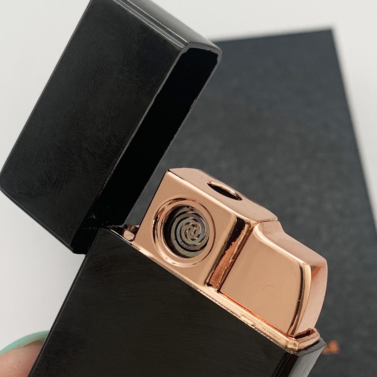 Запальничка 2в1 газ і електро з гравіюванням вашого тексту і газом для дозаправки - фото 6 Запальничка 2в1 газ і електро з гравіюванням вашого тексту і газом для дозаправки - фото 6