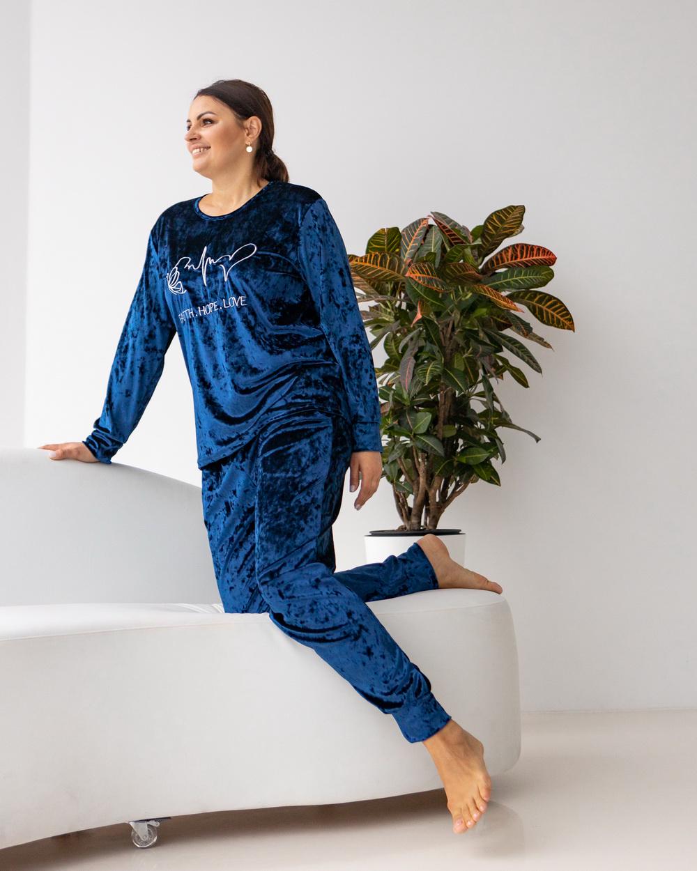 Пижама батальная с брюками мраморный велюр XL Синий (87906) Пижама батальная с брюками мраморный велюр XL Синий (87906)