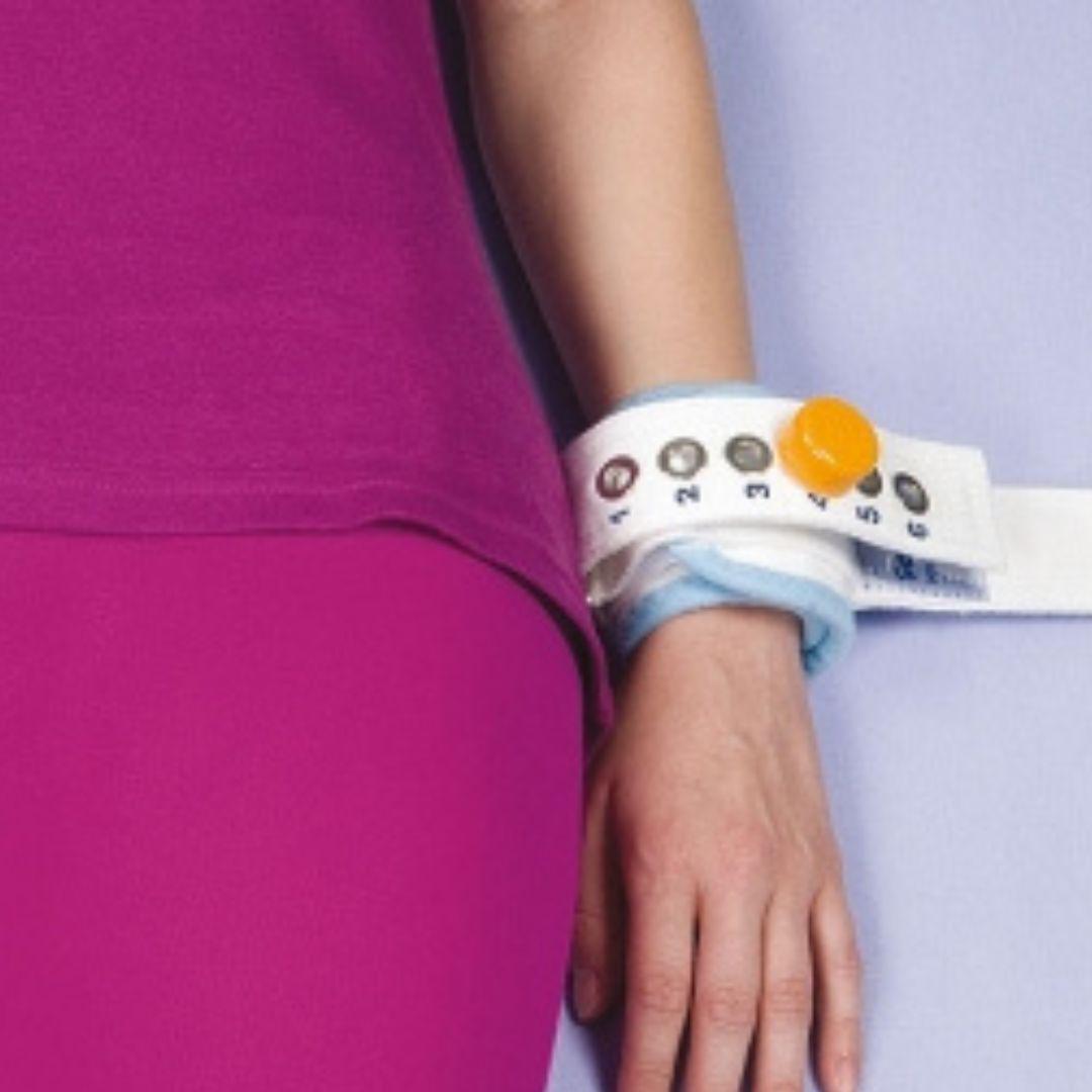 Ремені для фіксації верхніх кінцівок Salvafix STANDARD з застібкою Velcro короткі L (SVF3222)