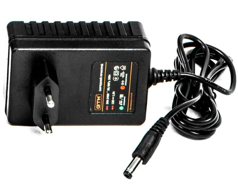 Зарядное устройство для аккумуляторов 12 В GTM Ch12V/1,5А 2696 Зарядное устройство для аккумуляторов 12 В GTM Ch12V/1,5А 2696