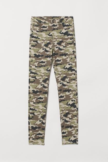 Джинсы H&M 399233П W27L34 Камуфляж
