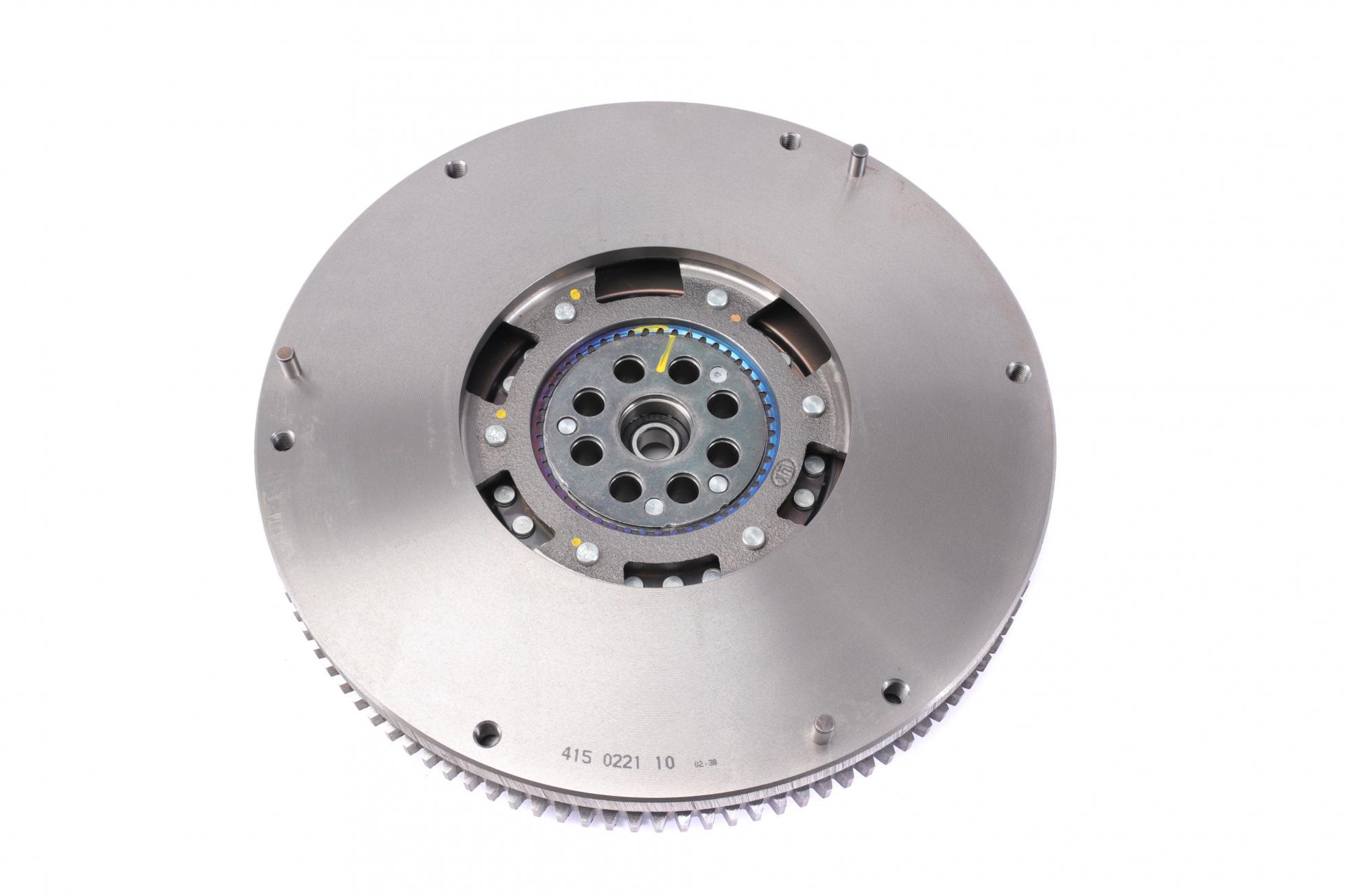 Маховик LUK 415 0221 10