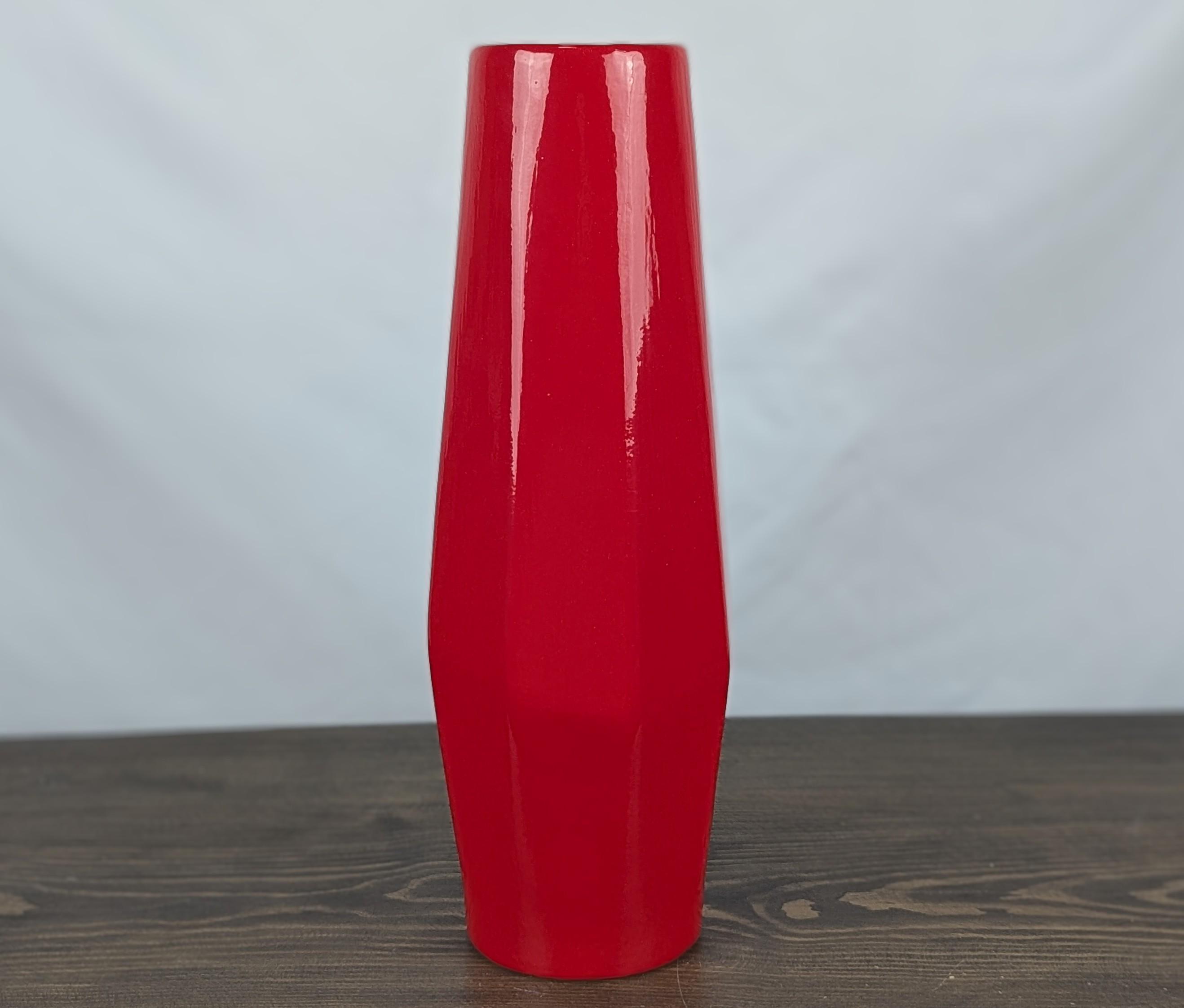 Ваза Nana Ceramics Спектр глянец 40 см Красный