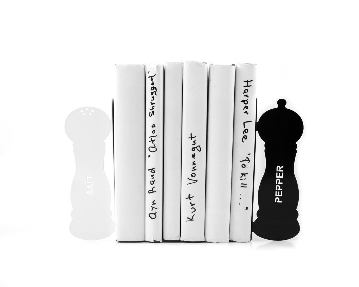 Книготримачі Сіль та Перець (sp6-1482762158150)