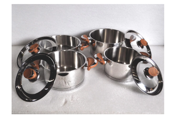 Набір каструль із сотейником OMS із нержавіючої сталі 8 предметів (1076-8) - фото 3 Набір каструль із сотейником OMS із нержавіючої сталі 8 предметів (1076-8) - фото 3