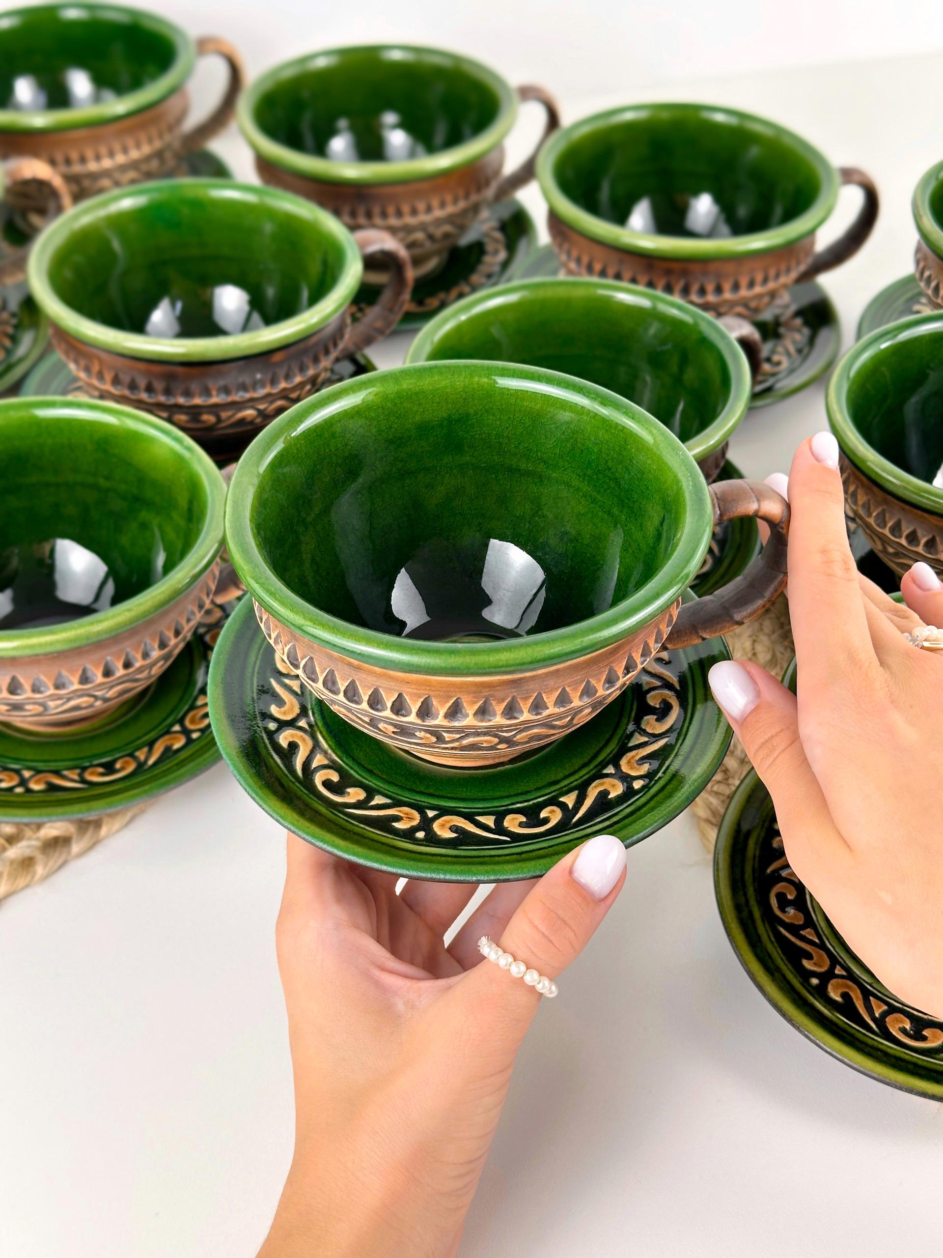 Набір глиняних чашок та блюдець Гражда 12 шт. Коричневий (17019-26) - фото 11 Набір глиняних чашок та блюдець Гражда 12 шт. Коричневий (17019-26) - фото 11