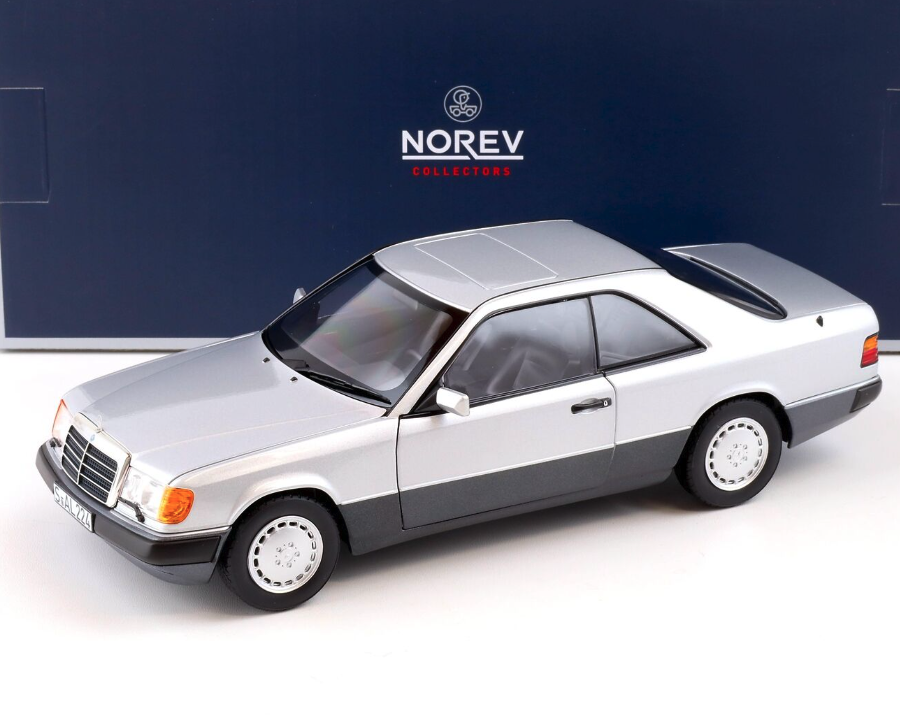 ᐉ Модель автомобиля Norev 1:18 Mercedes-Benz 300 CE-24 Coupe C124 1990 ...