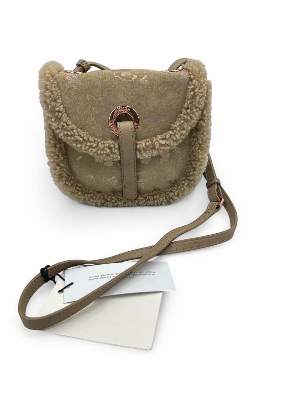 Сумка UGG Heritage Crossbody Suede CNY Amphora (2811805924) - фото 2 Сумка UGG Heritage Crossbody Suede CNY Amphora (2811805924) - фото 2