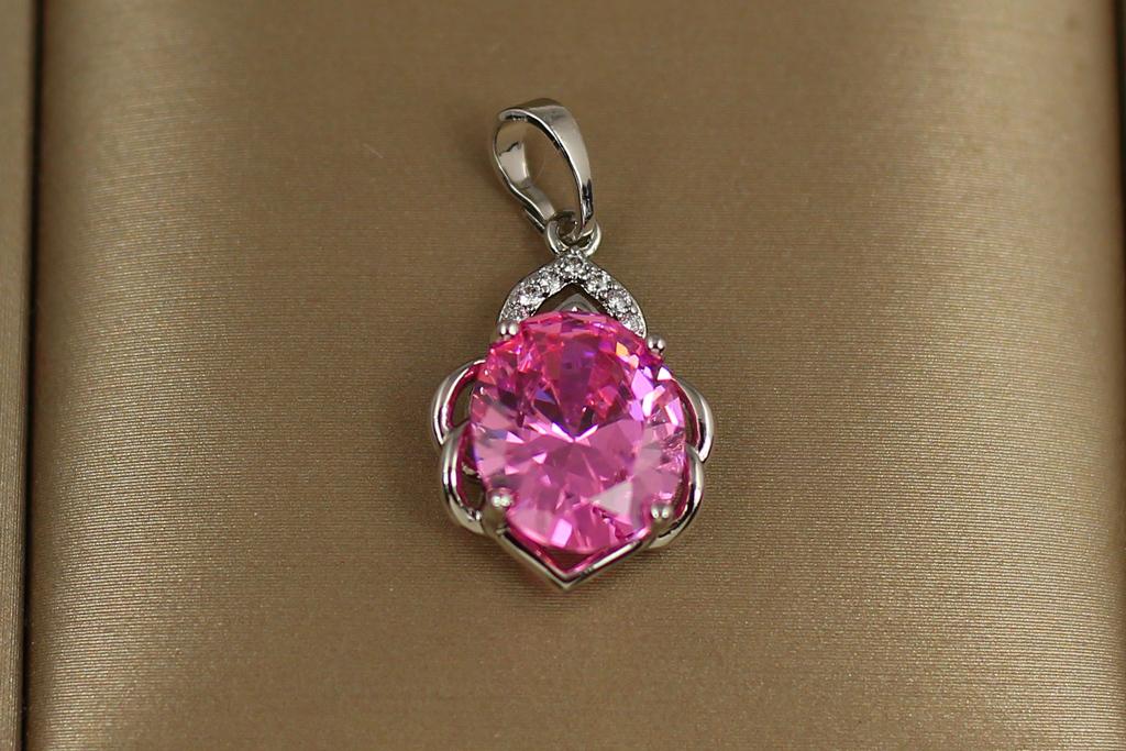 Кулон Xuping Jewelry Сицилия с розовым камнем 1,9 см Серебристый (29738430)
