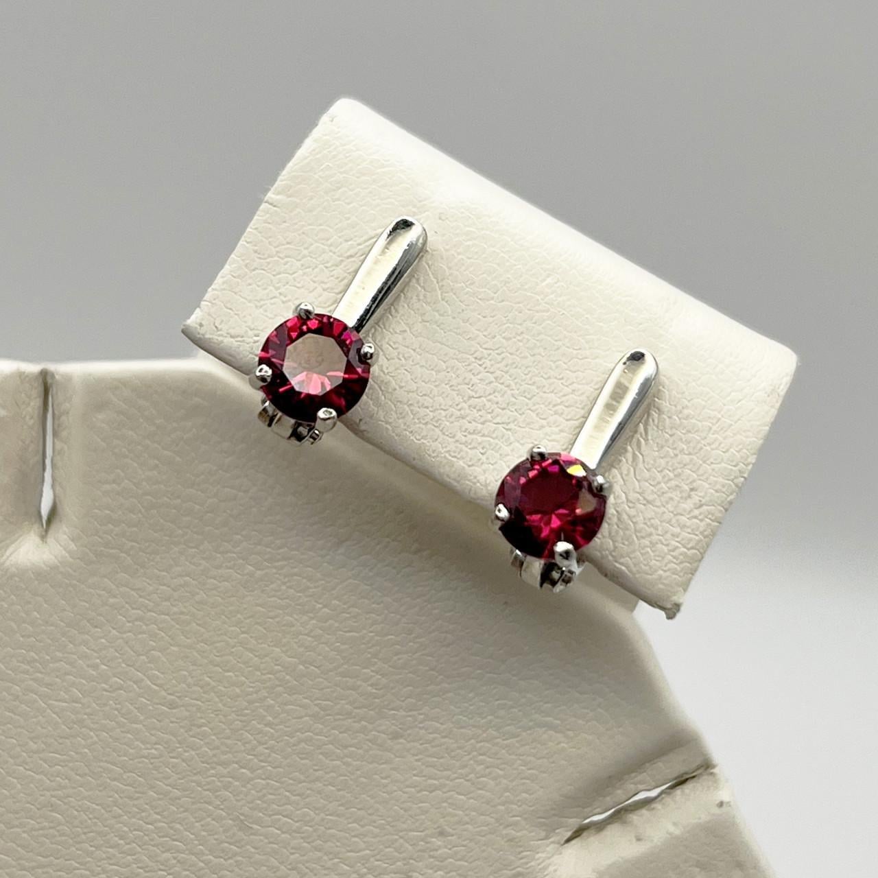 Серебряные серьги с нано рубином 3,51 г (2456863689)