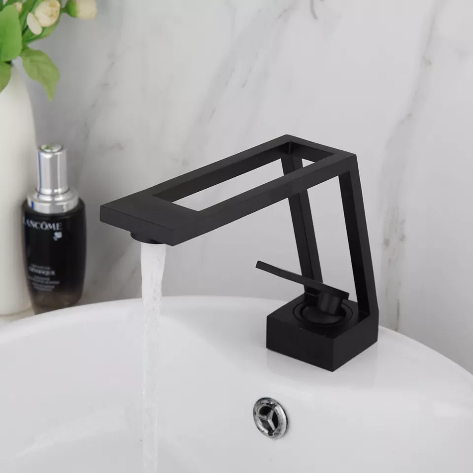 Змішувач для раковини ванної кімнати латунний змішувач із керамічним картриджем дизайнерський Чорний - фото 2 Змішувач для раковини ванної кімнати латунний змішувач із керамічним картриджем дизайнерський Чорний - фото 2