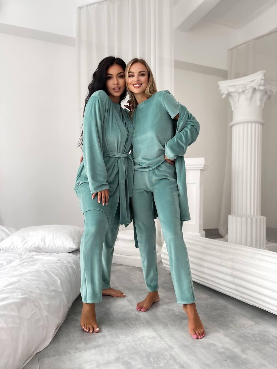 Пижама женская велюровая 1545а тройка р. 42/44 Бирюзовый (20866418) - фото 10 Пижама женская велюровая 1545а тройка р. 42/44 Бирюзовый (20866418) - фото 10