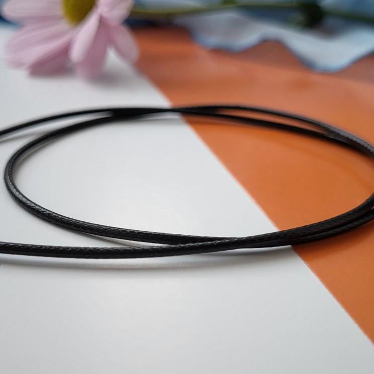 Шнурок на шею из серебра вощеная нить 925 проба 45 см 2 мм 1,60 г (79055) Шнурок на шею из серебра вощеная нить 925 проба 45 см 2 мм 1,60 г (79055)