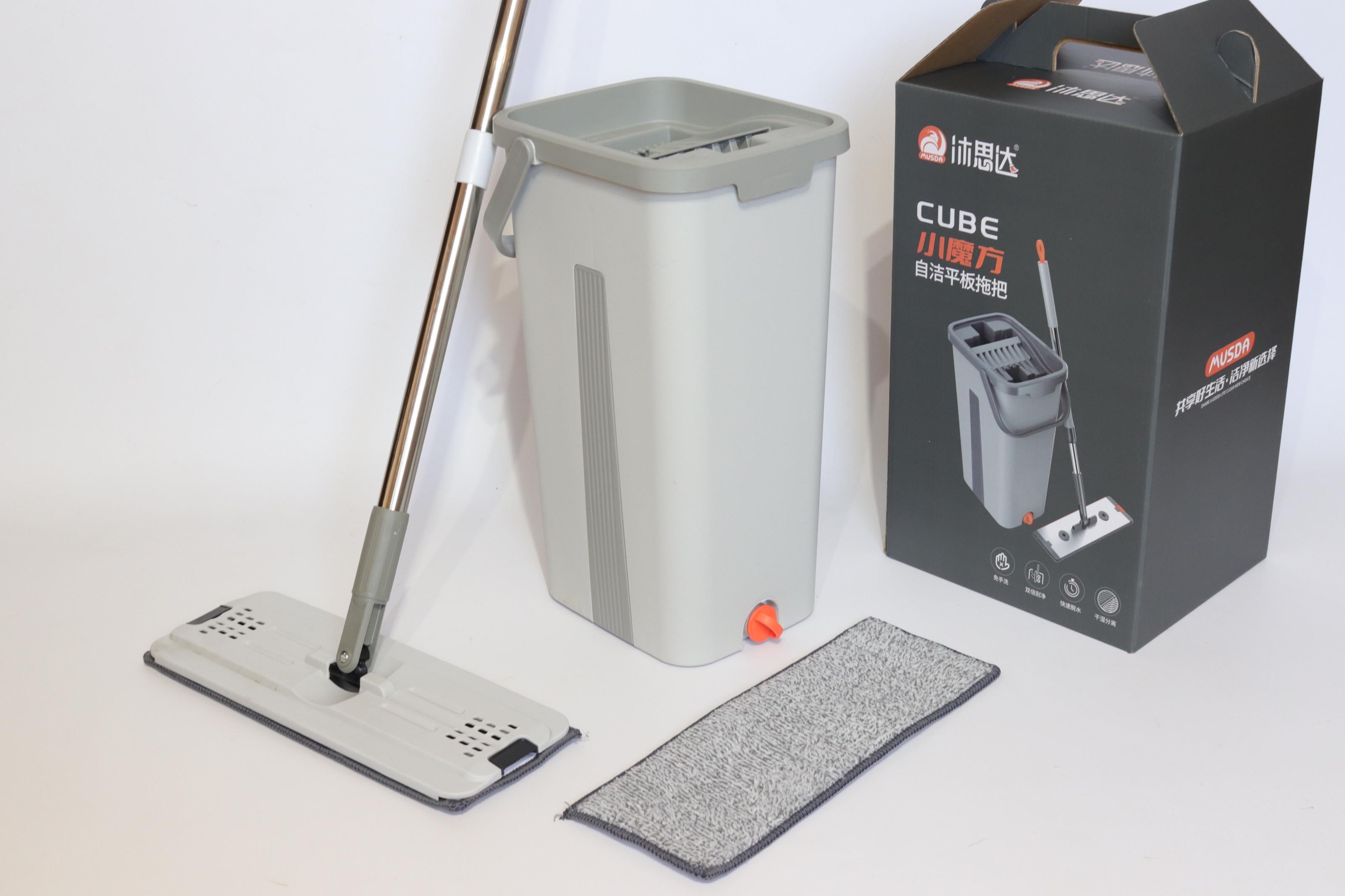 Швабра с ведром и автоматическим отжимом CUBE 010/1 Швабра с ведром и автоматическим отжимом CUBE 010/1