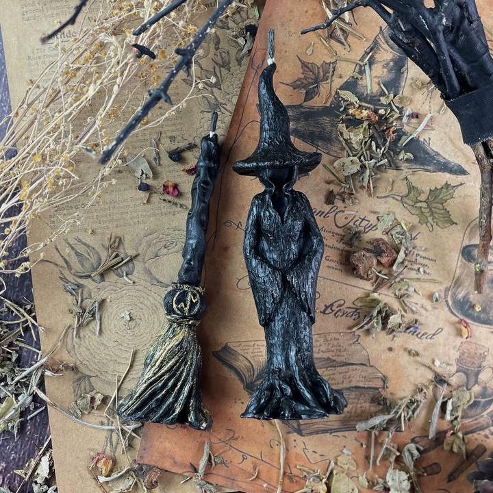 Набір воскових свічок Відьма та мітла (1576)