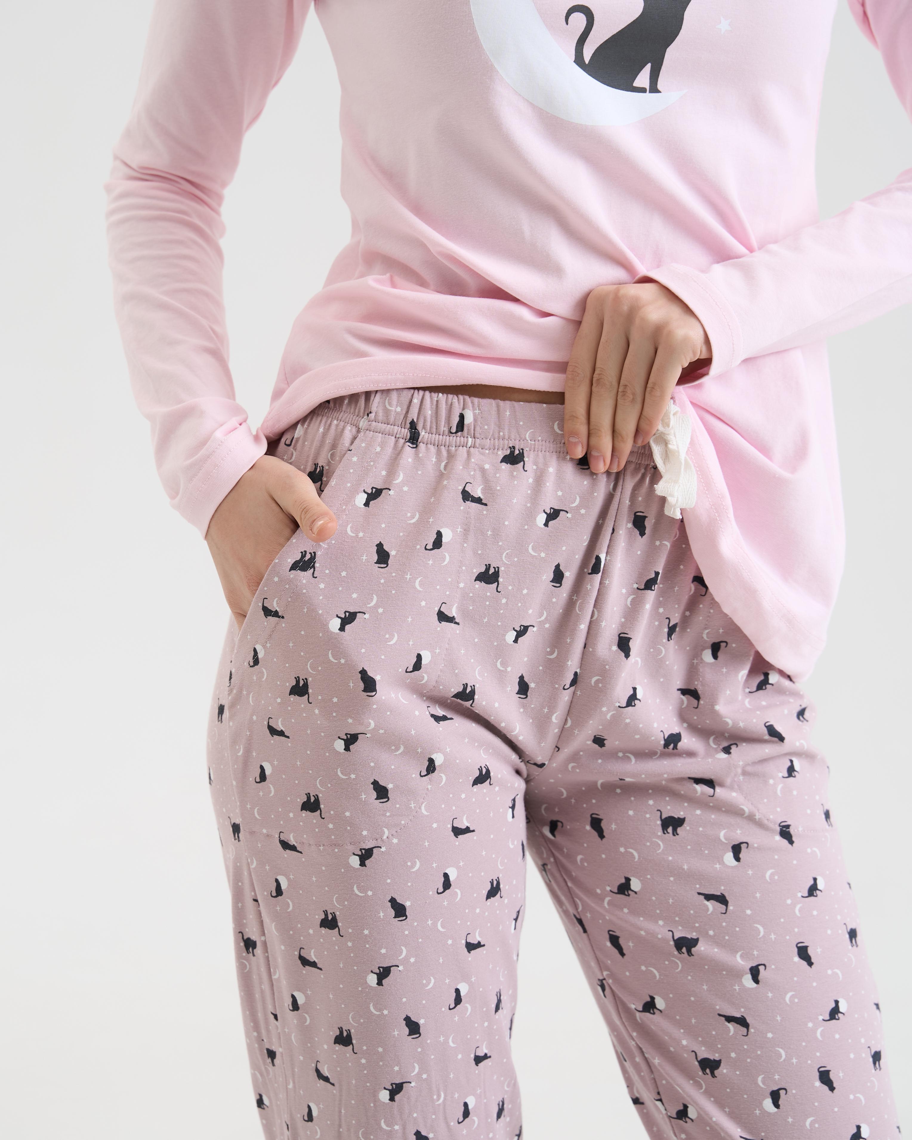 Комплект женский со штанами Кот и звезды Family look 96827 S Светло-розовый - фото 3 Комплект женский со штанами Кот и звезды Family look 96827 S Светло-розовый - фото 3