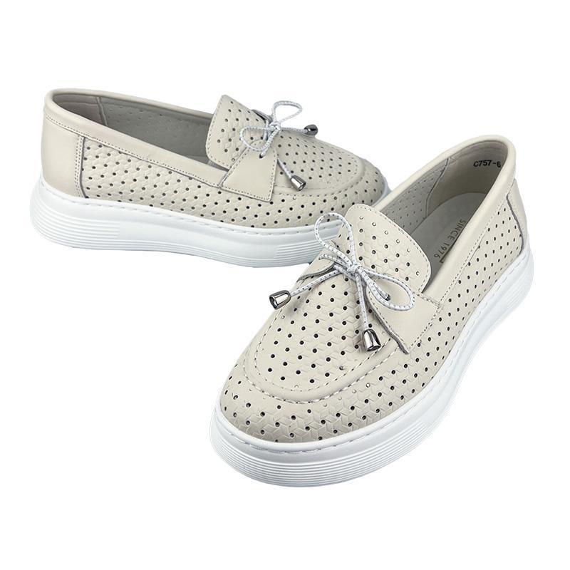 Лофери жіночі перфорована шкіра 7057-6 p. 36 23 см Бежевий - фото 2 Лофери жіночі перфорована шкіра 7057-6 p. 36 23 см Бежевий - фото 2