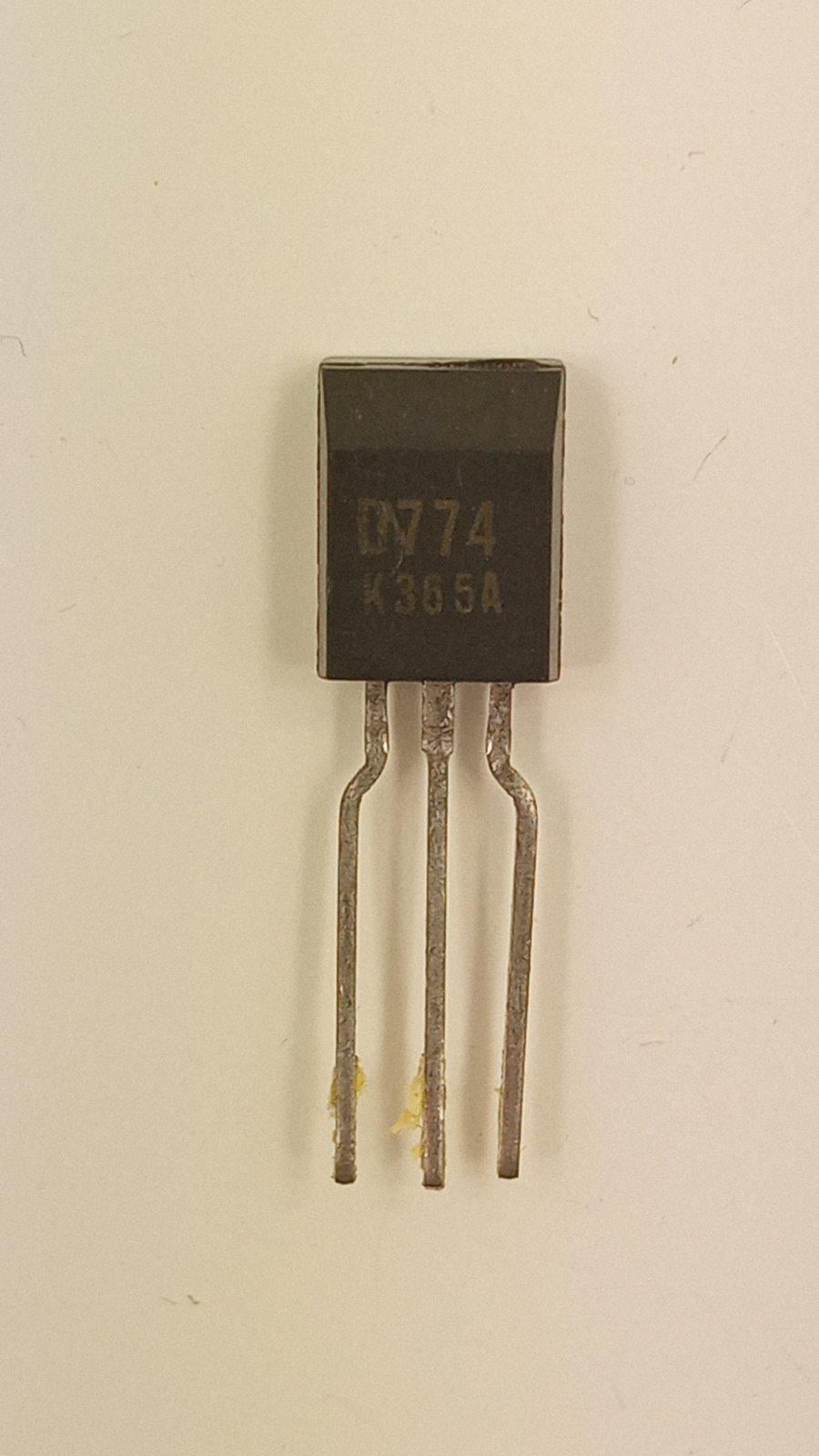 Транзистор 2SD774 (26818)