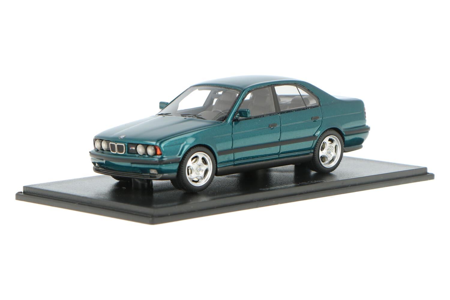 Модель автомобиля Neo 1:43 BMW M5 E34 Dark Green Metallic (NEO49581)