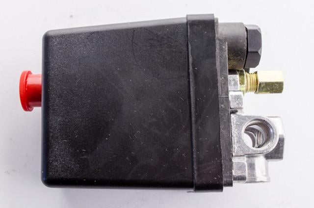 Автоматика на три выхода для компрессора 6-8 кг 220 V класс А (2828)