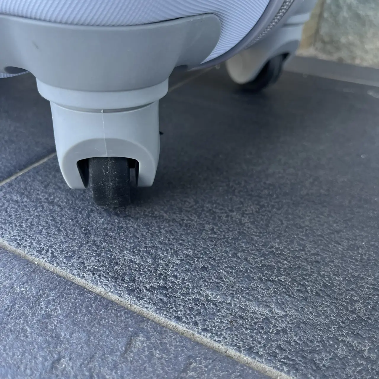 Валіза дорожня Bloom 1507 М 63 л Білий - фото 7 Валіза дорожня Bloom 1507 М 63 л Білий - фото 7