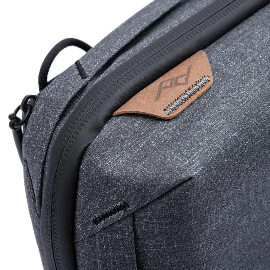 Сумка Peak Design Tech Pouch Charcoal (BTP-CH-3) - фото 2