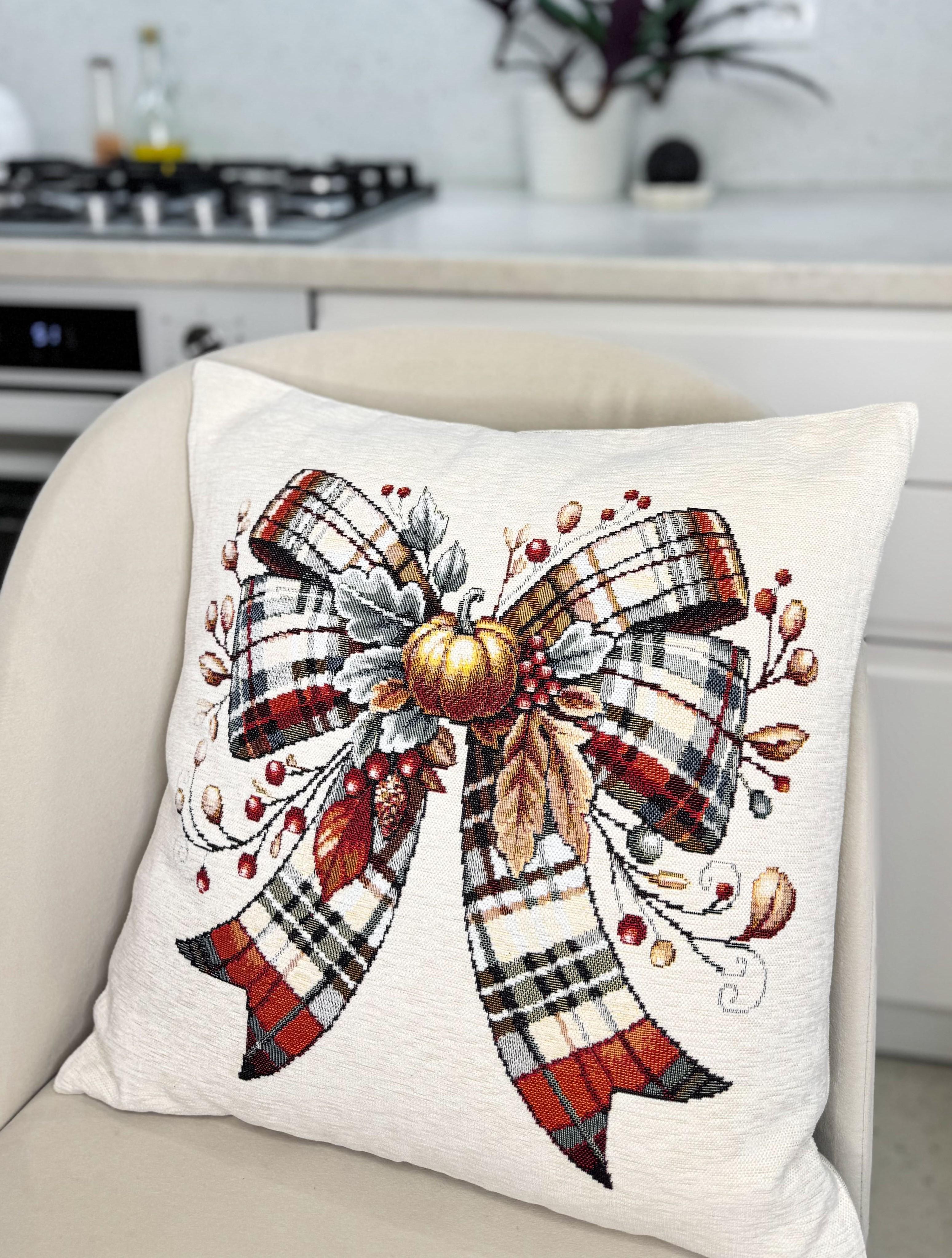 Наволочка гобеленовая декоративная Бант с шенилом 45x45 см (Bows/00499-PC3) - фото 2 Наволочка гобеленовая декоративная Бант с шенилом 45x45 см (Bows/00499-PC3) - фото 2