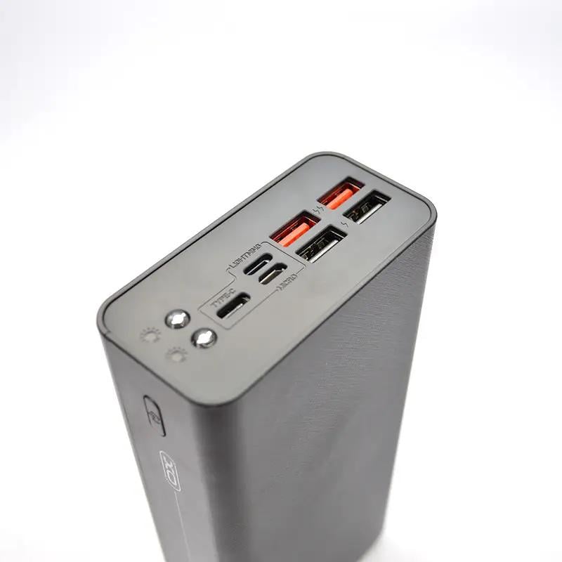 Универсальная мобильная батарея XO PR124 40000mAh с фонариком Black - фото 2