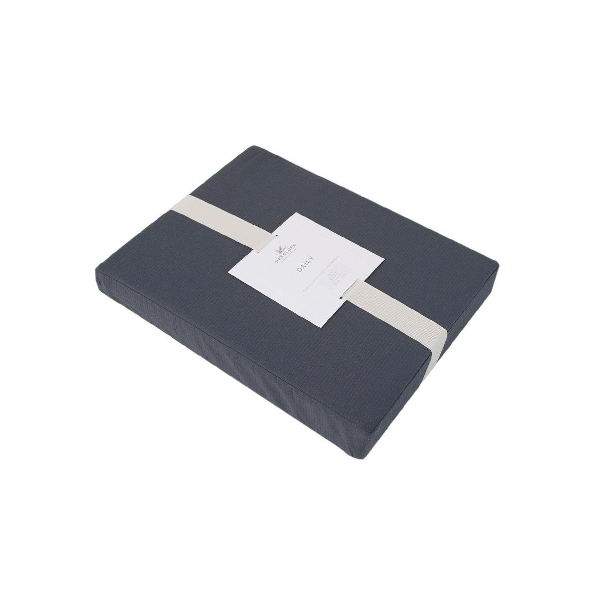 Підковдра з наволочками Penelope Pure 240x220/50x70 см Антрацит (svt-2000022343923) - фото 5 Підковдра з наволочками Penelope Pure 240x220/50x70 см Антрацит (svt-2000022343923) - фото 5