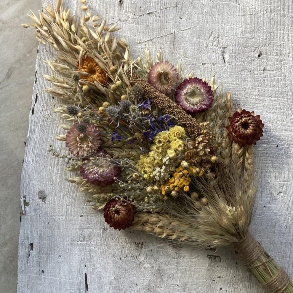 Оберег из сухоцветов полевых цветов и злаков 40 см (1696151439) - фото 2 Оберег из сухоцветов полевых цветов и злаков 40 см (1696151439) - фото 2