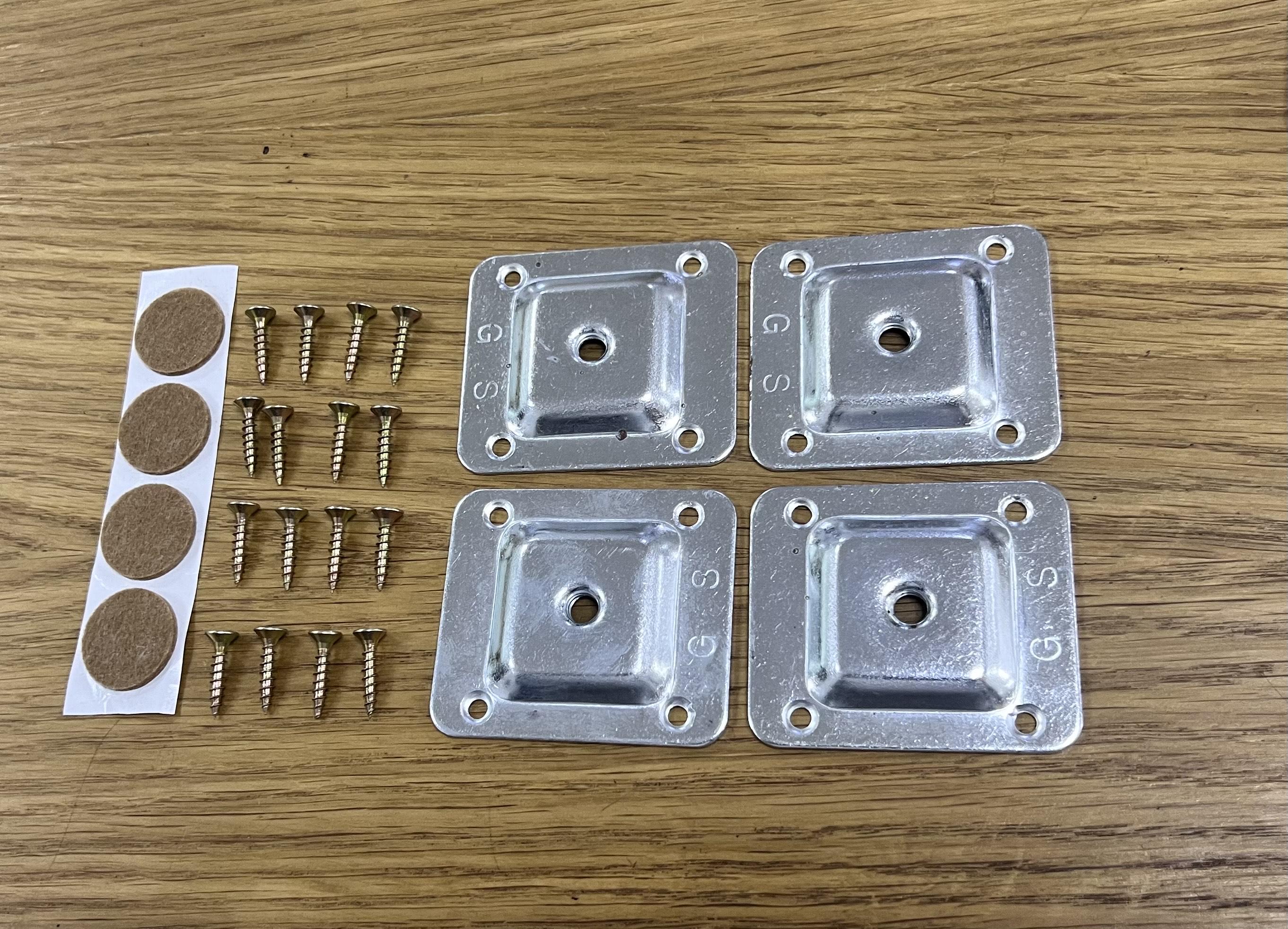 Комплект ножек деревянных конусных прямих 10 см шпилька М8/10 и металлическими пластинами для крепления 4 шт. - фото 3