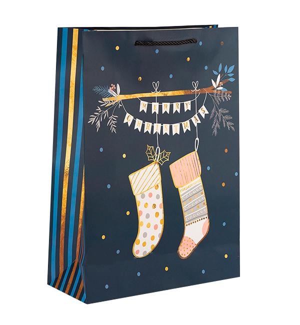 Новорічний пакет Новорічні шкарпетки 30х41,5х12 см (10581) Новорічний пакет Новорічні шкарпетки 30х41,5х12 см (10581)