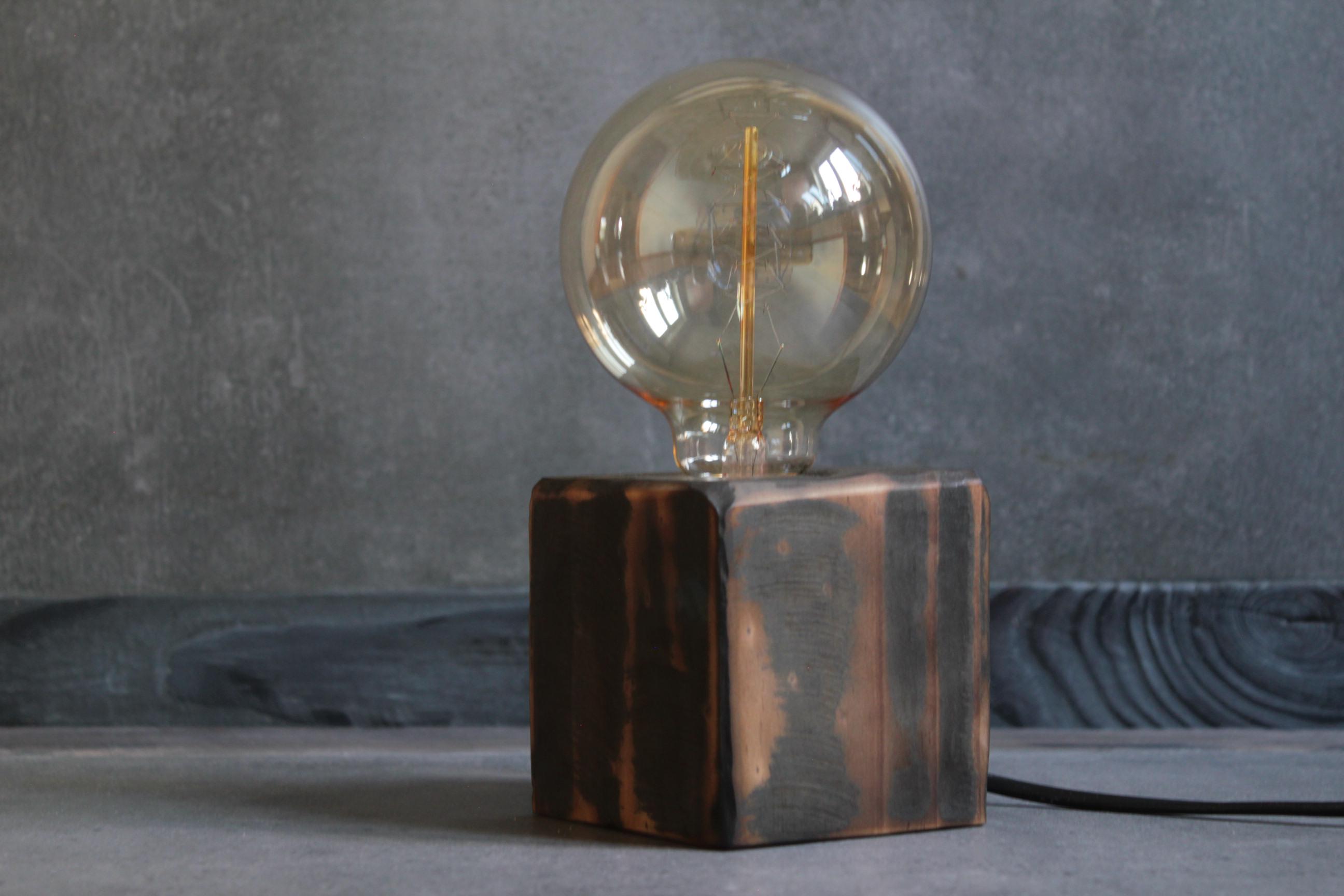 Настольная лампа LarchLoft из массива дерева 9x9x9 см Е27 (LT.1) - фото 10 Настольная лампа LarchLoft из массива дерева 9x9x9 см Е27 (LT.1) - фото 10