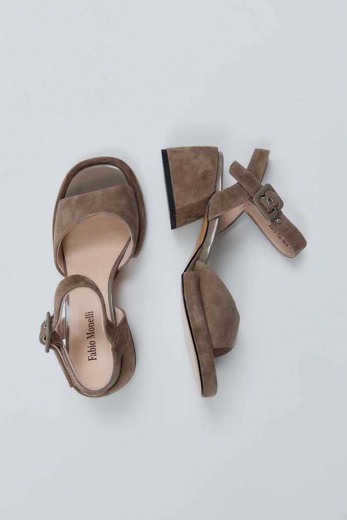 Босоножки женские Fabio Monelli р. 41 Бежевый (193970)