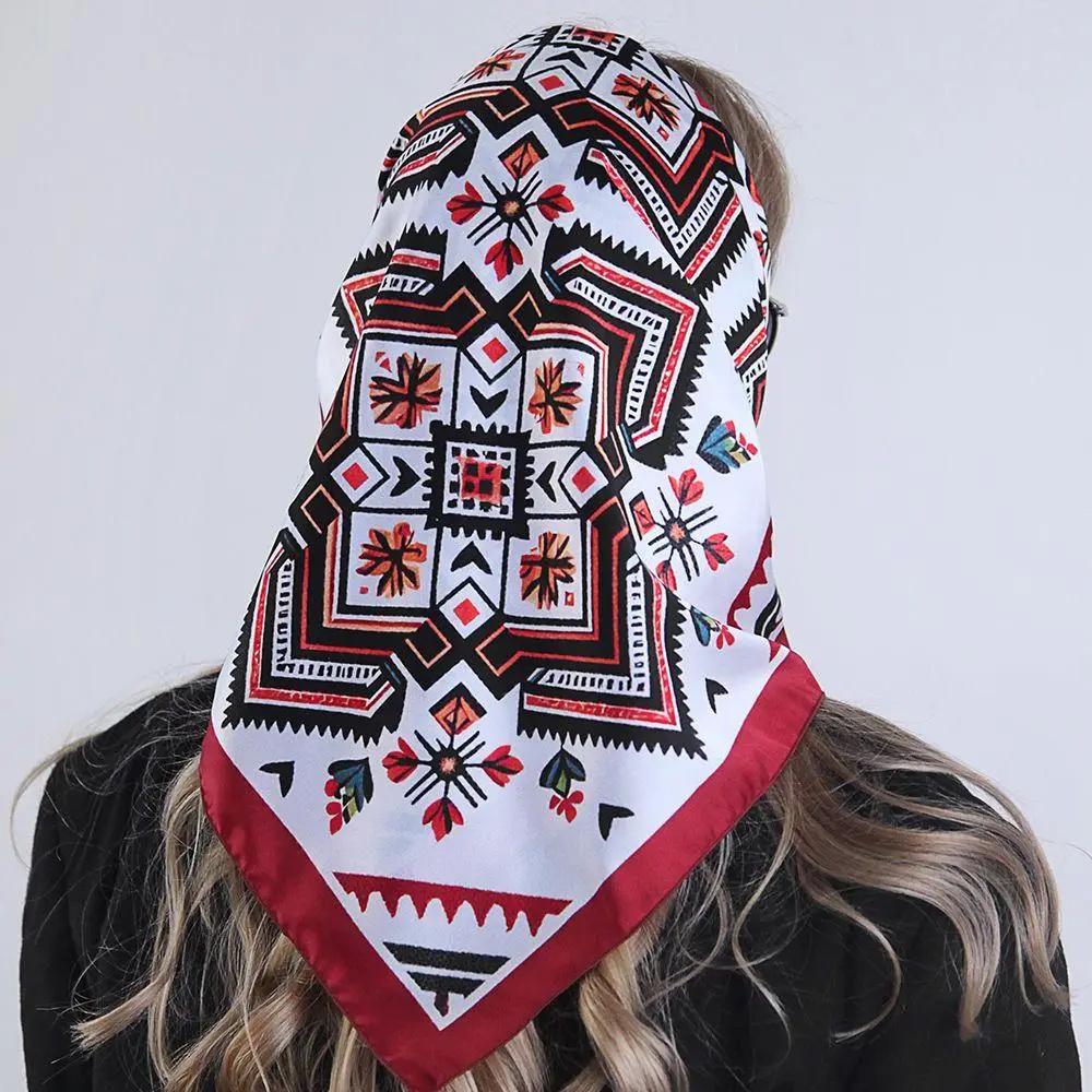 Платок шелковый Український орнамент 68х68 см (HUST_25M029)