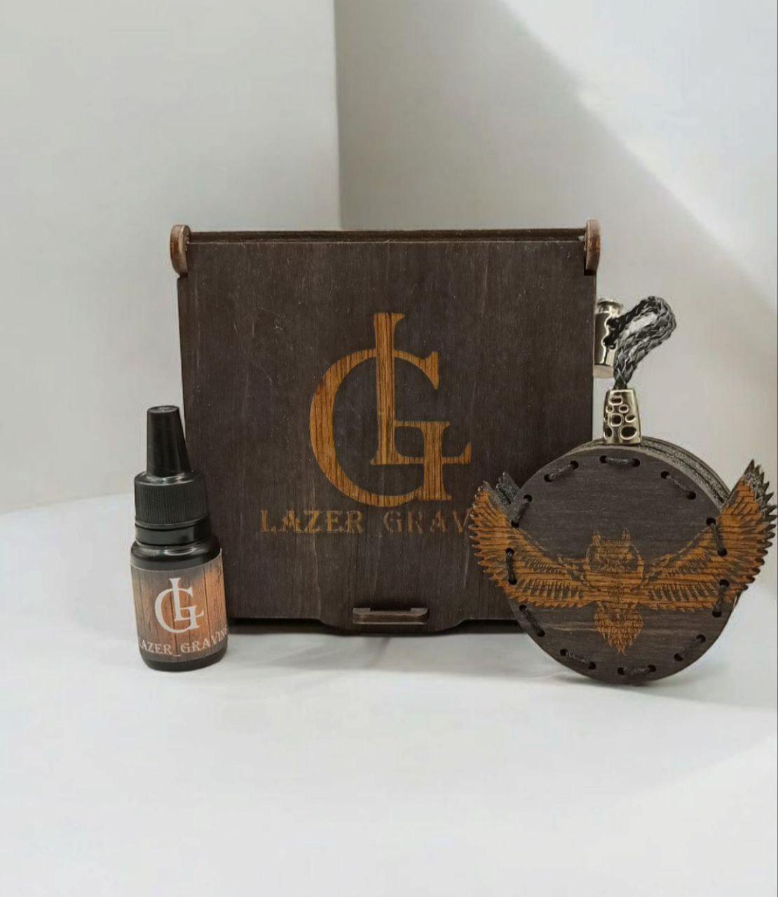 Ароматизатор для авто в форме Совы многоразовый из дерева/войлока и аромапарфюм 10 мл в подарочной коробке (127)