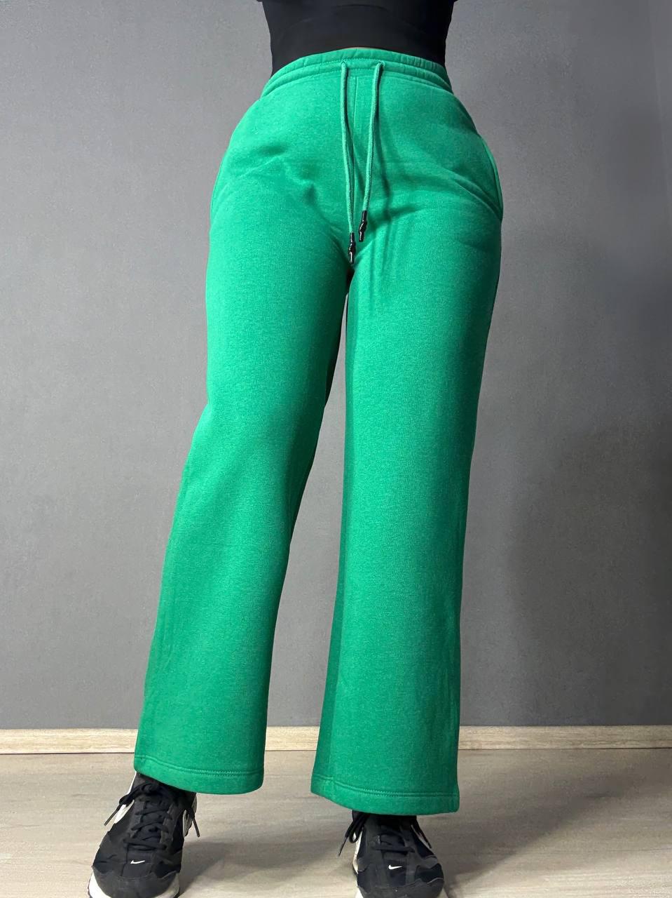 Брюки женские OLIVIA 2236 спортивные кюлоты ровные от бедра укороченные на флисе S-M Зеленый (1268) Брюки женские OLIVIA 2236 спортивные кюлоты ровные от бедра укороченные на флисе S-M Зеленый (1268)