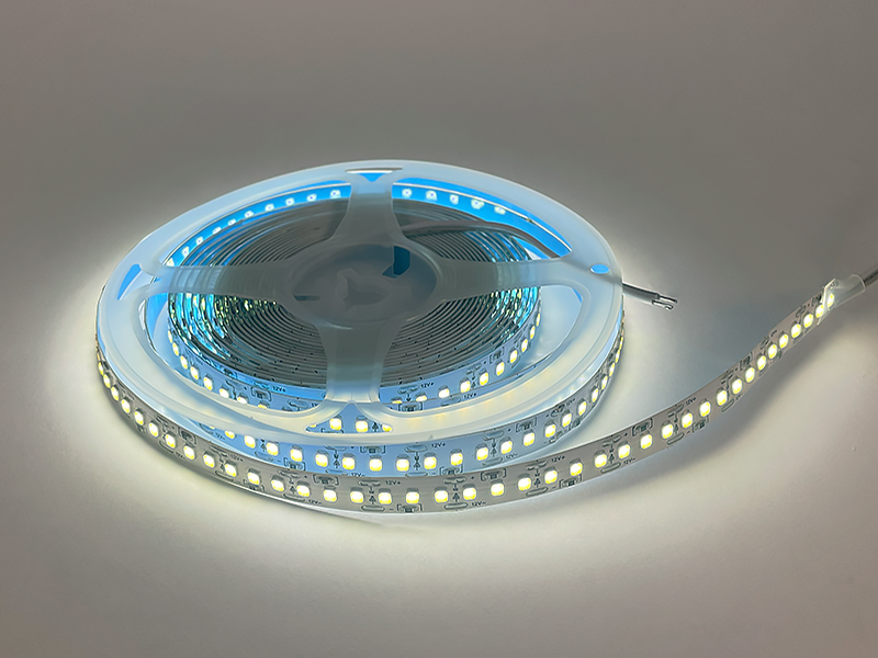 Светодиодная лента LED UA 2835 180 LED 10 мм 12 В IP20 11 Вт (6687)